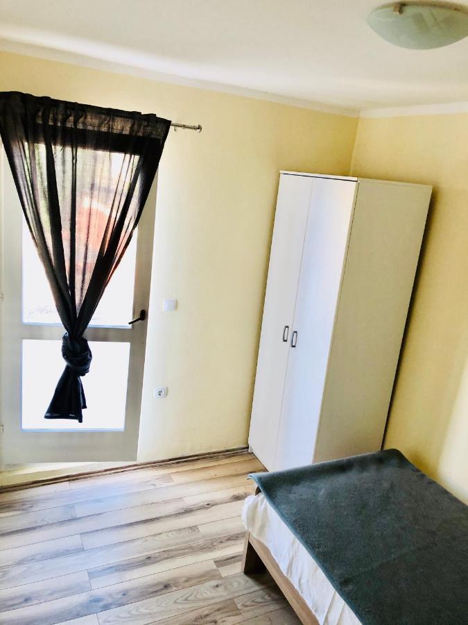 Apartmani Veronika Sukošan Eksteriør bilde