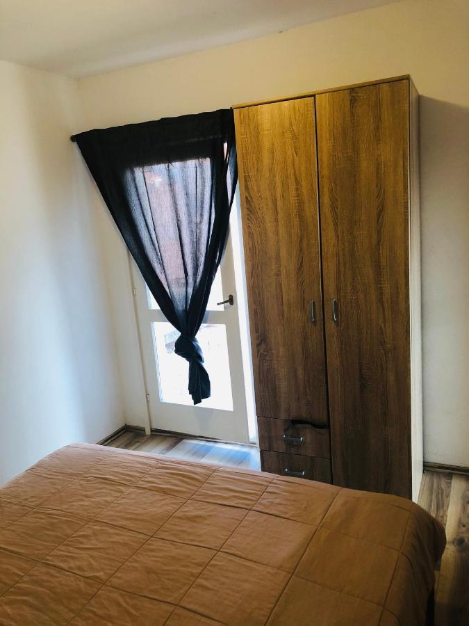 Apartmani Veronika Sukošan Eksteriør bilde